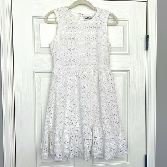 Vineyard Vines White Eyelet Ruffle Bottom Fit N Flare Allamanda Dress—2 - Picture 2 of 15
